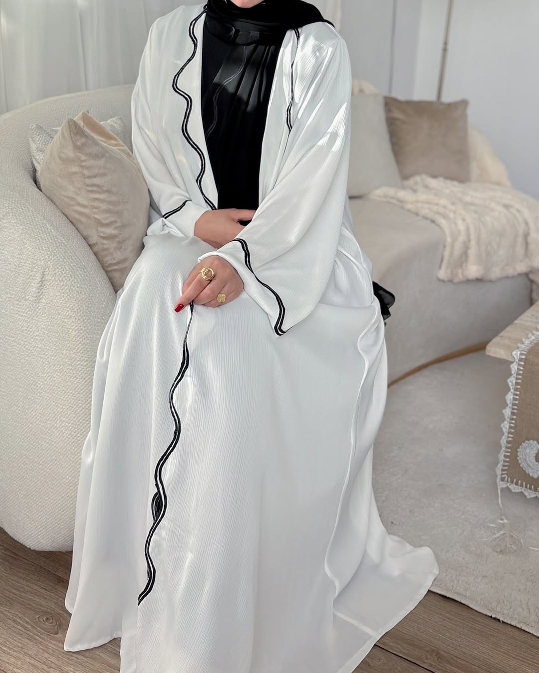 Noir Touch – 3-Piece Abaya Set