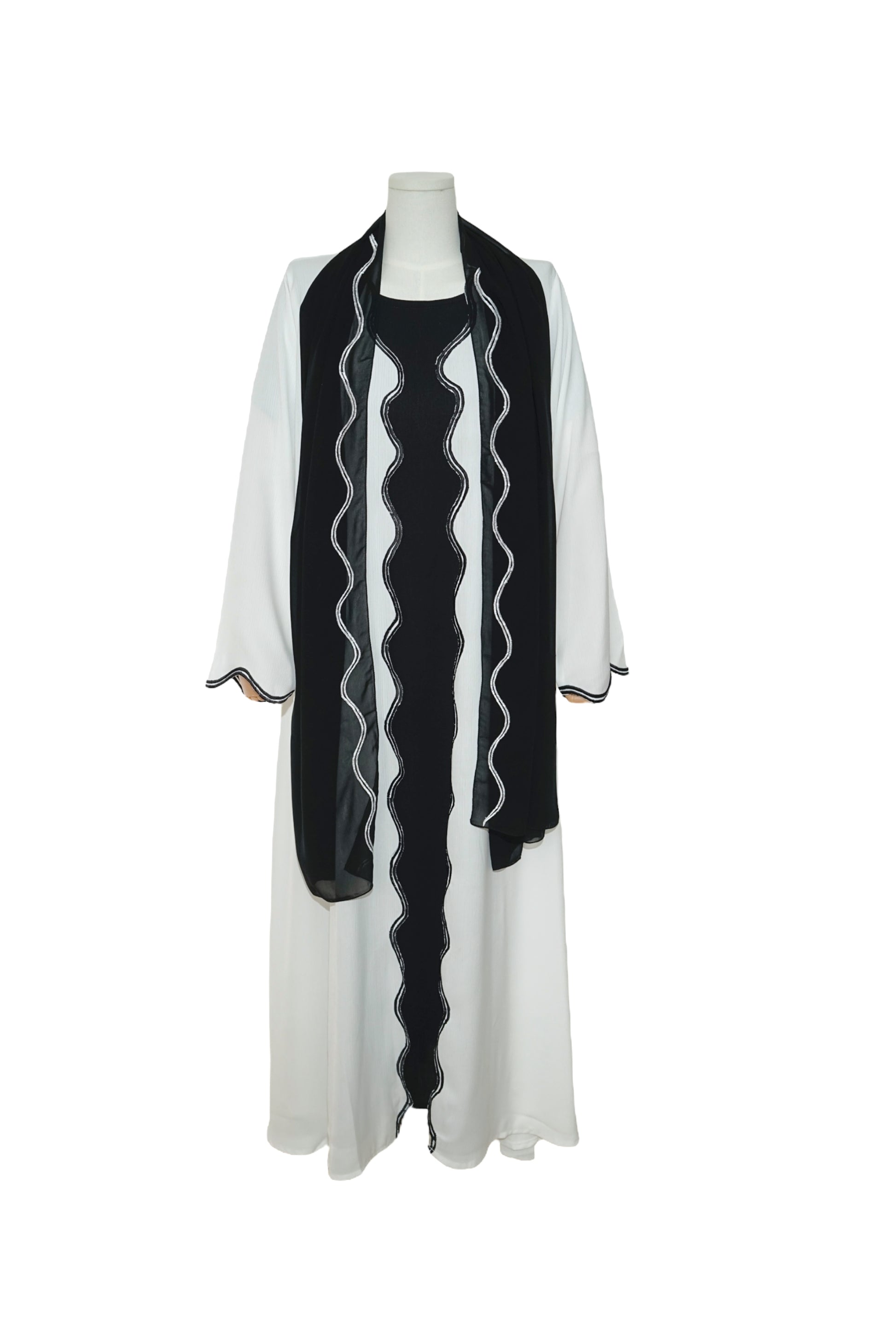 Noir Touch – 3-Piece Abaya Set