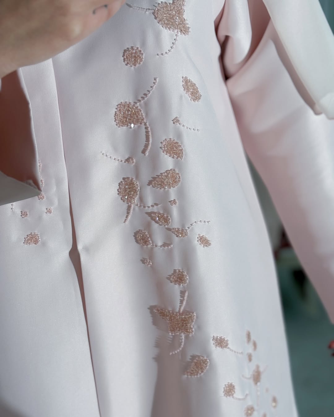 Blush Elegance – 2-Piece Abaya Set