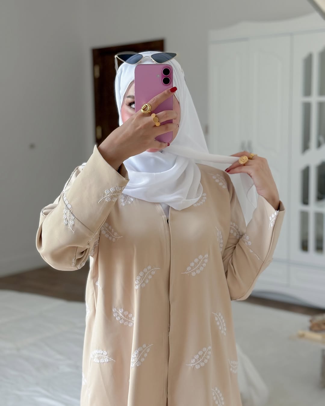Beige Leaf Embroidery – 2-Piece Abaya Set
