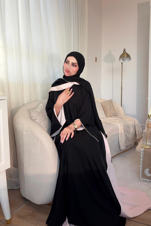 Blush Noir – 2-Piece Abaya Set