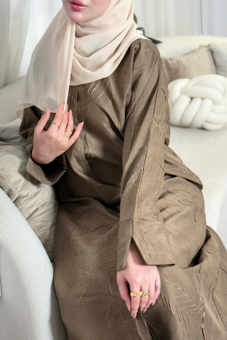 Desert Dusk – 2-Piece Abaya Set